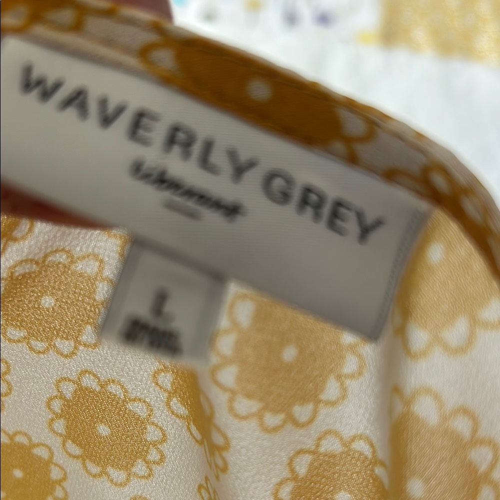 Avery Grey Chic Yellow Patterned Blouse - image 3